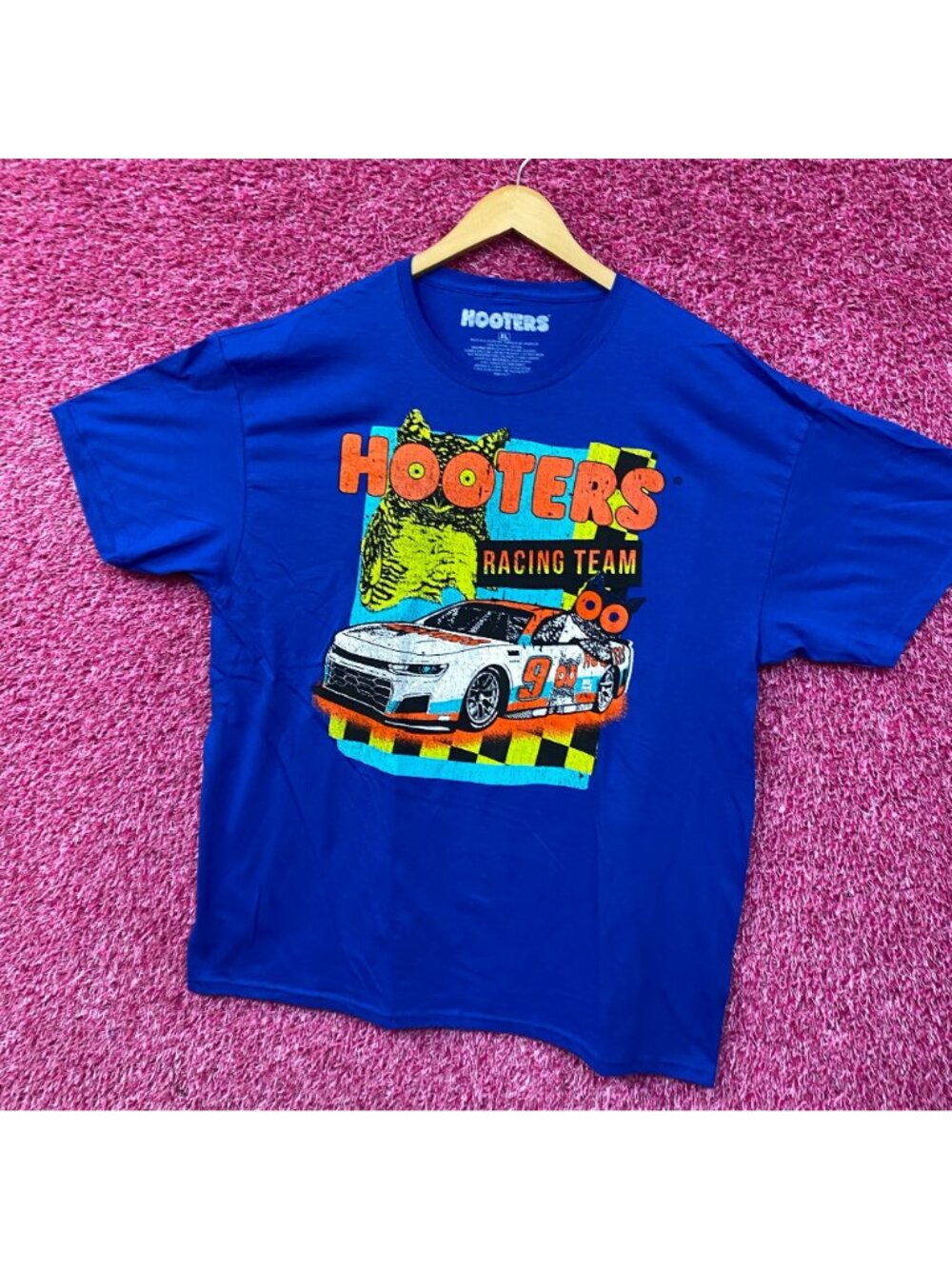 Hooters Racing Team Race Car Number 9 Graphic Design T-Shirt XL - Picture 3 of 4